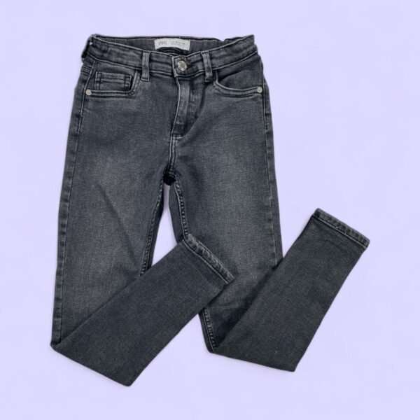 Zara | 10a
