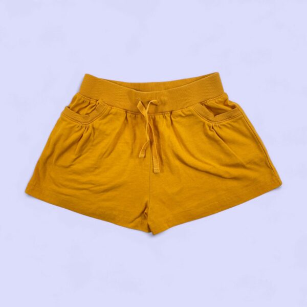 Short | 8a